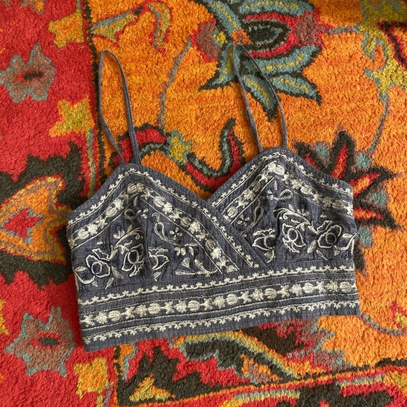 American Eagle Embroidered Chambray Crop Top - Picture 1 of 5